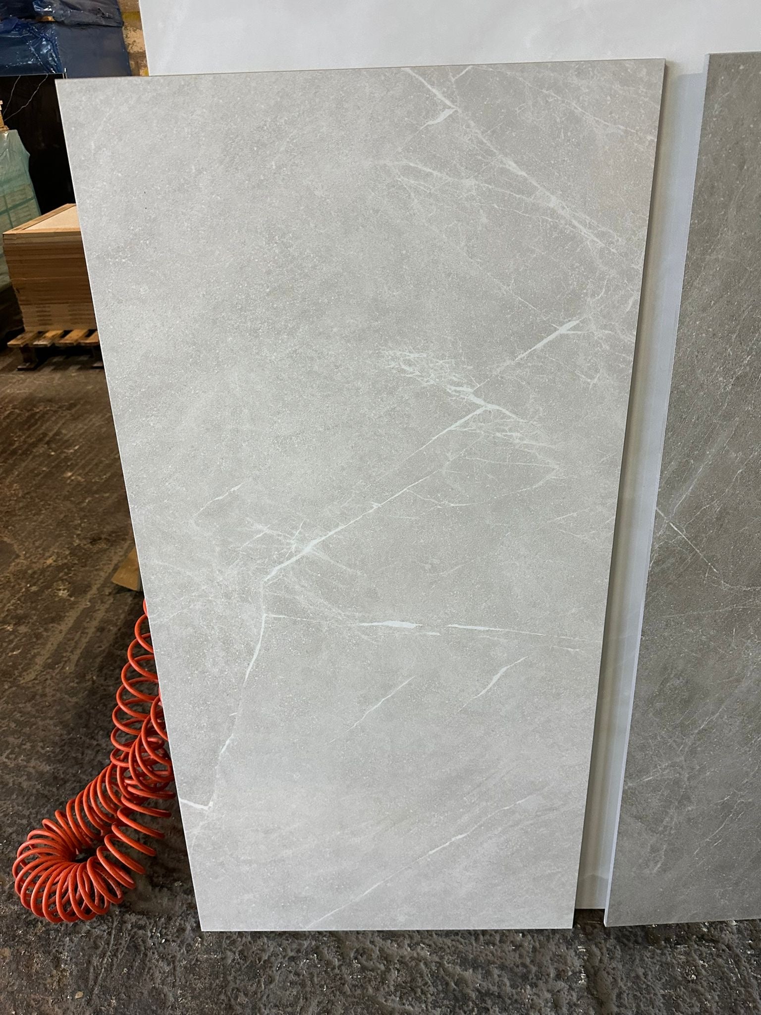 SQUARE WHITE 60x120