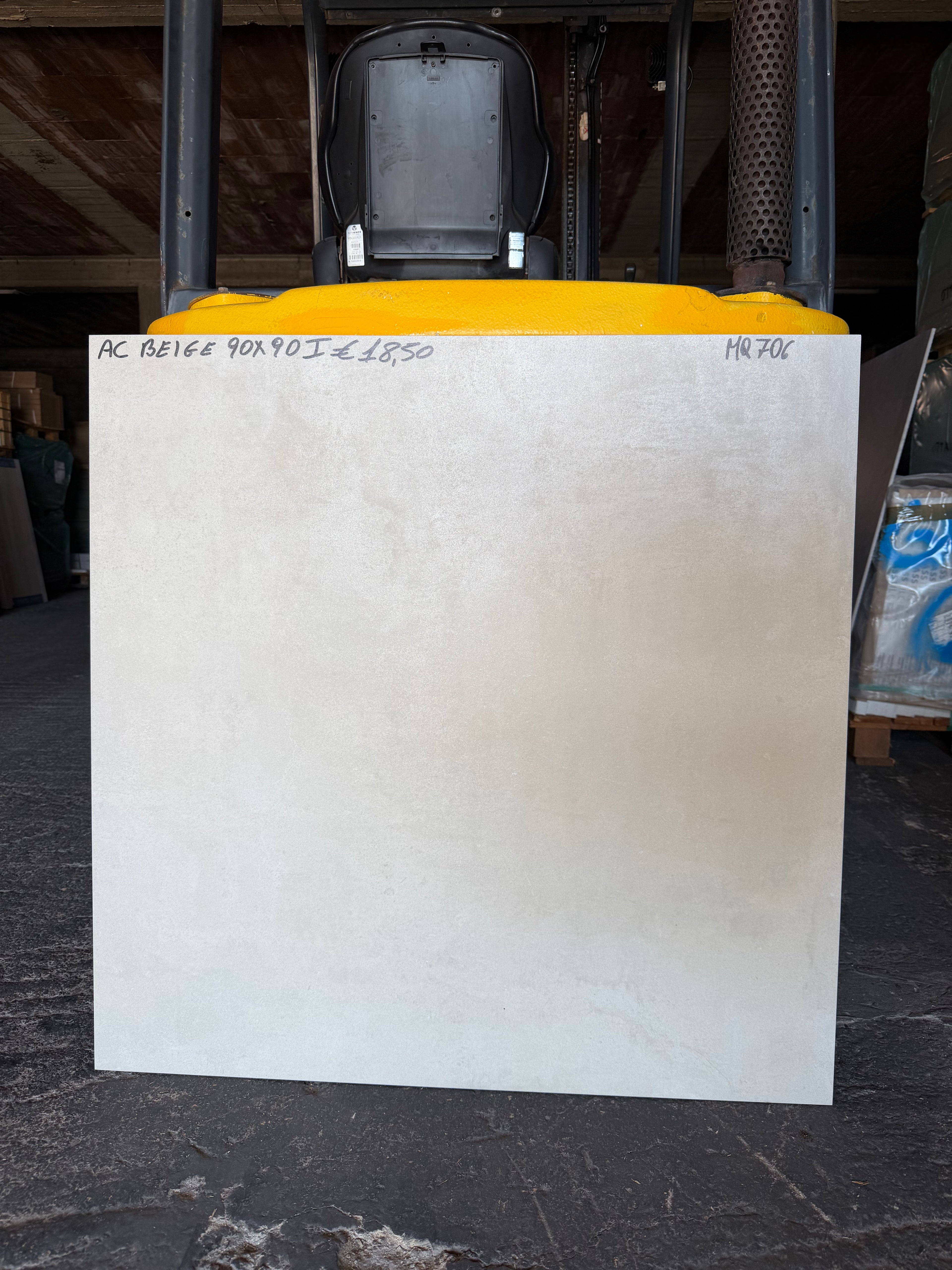 AC BEIGE 90x90